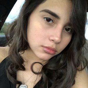 Meet your Posher, Jaqueline